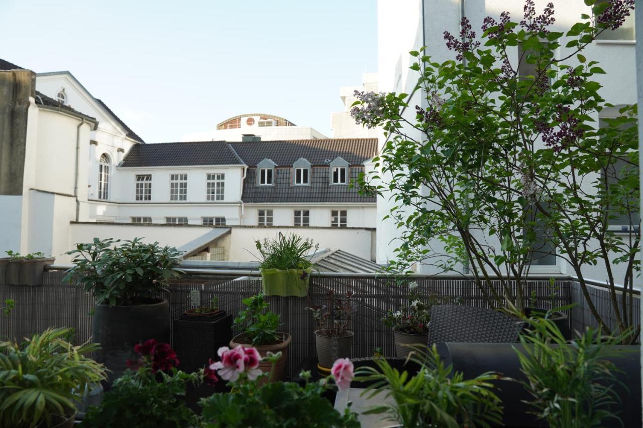 Bright, Spacious Apartment With A Lovely Terrace In The Heart Of Aachen Exterior foto