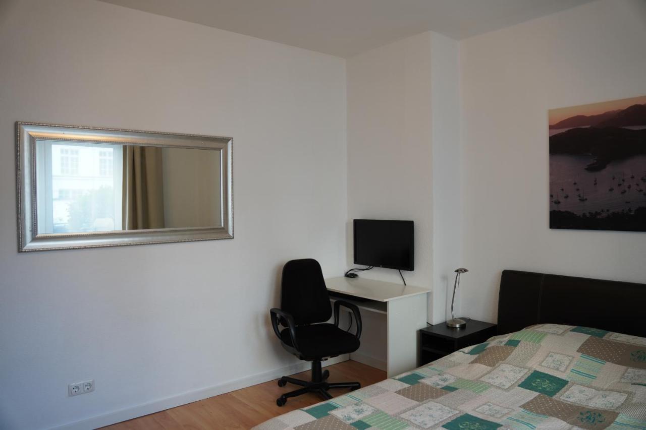 Bright, Spacious Apartment With A Lovely Terrace In The Heart Of Aachen Exterior foto