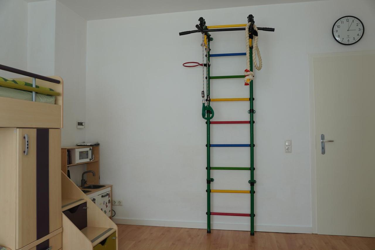 Bright, Spacious Apartment With A Lovely Terrace In The Heart Of Aachen Exterior foto
